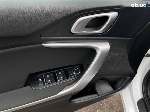 Kia Cee'd 2022 - фото 17