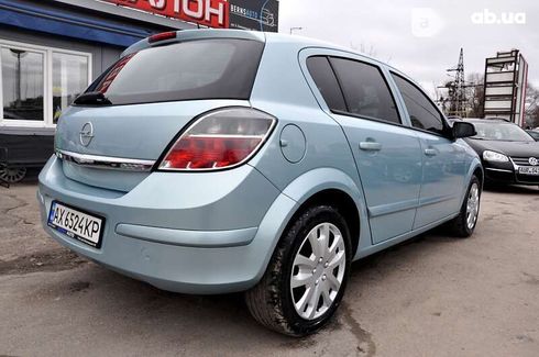 Opel Astra 2009 - фото 8