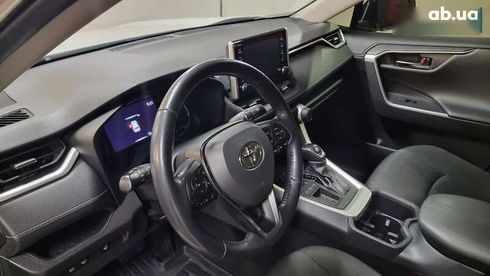 Toyota RAV4 2022 - фото 10