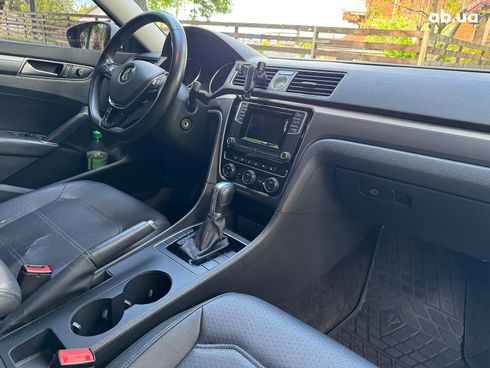 Volkswagen passat b7 2016 белый - фото 16