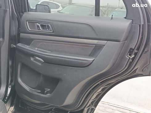 Ford Explorer 2018 черный - фото 156