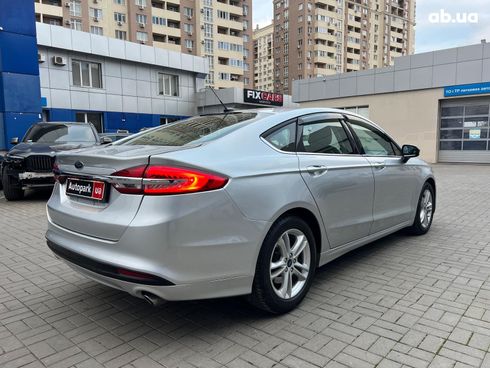 Ford Fusion 2018 серый - фото 7