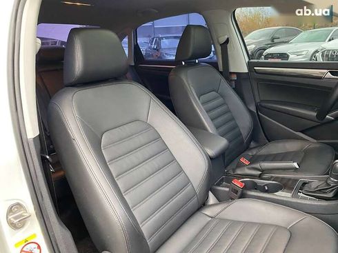 Volkswagen Passat 2018 - фото 29