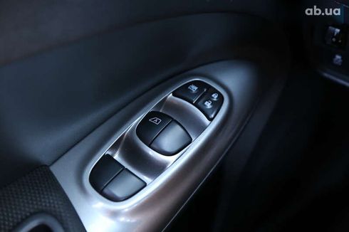 Nissan Juke 2017 - фото 24