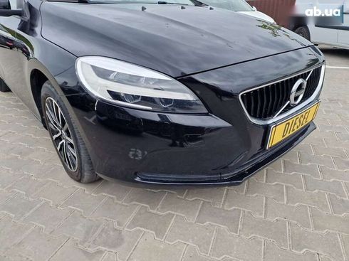 Volvo V40 2018 - фото 5