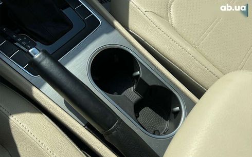 Volkswagen Passat 2013 - фото 19
