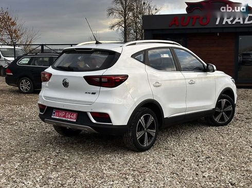 MG ZS EV 2020 - фото 11