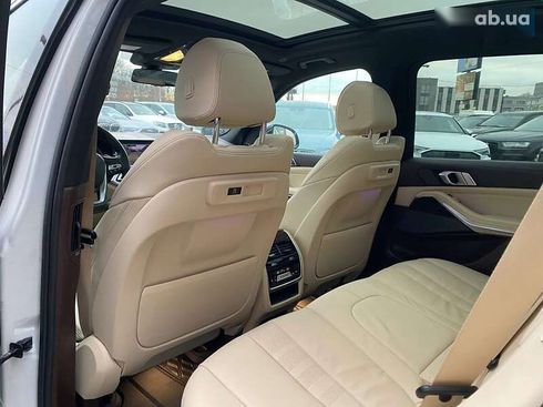 BMW X5 2018 - фото 24
