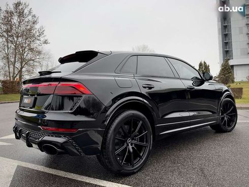 Audi RS Q8 2024 - фото 21