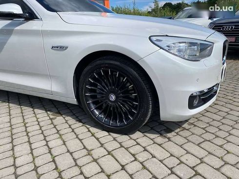 BMW 5 серия 2015 - фото 9