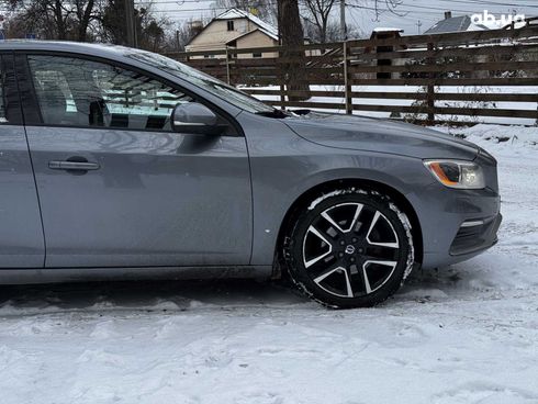Volvo S60 2016 серый - фото 8