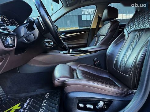 BMW 5 серия 2016 - фото 20