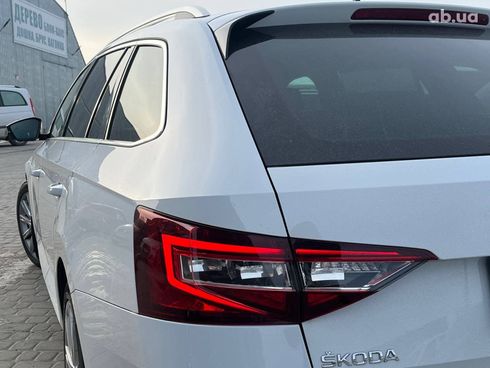 Skoda Superb 2015 белый - фото 40