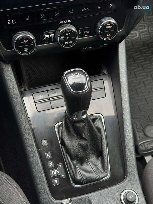 Skoda Octavia 2017 - фото 14