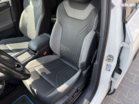 Volkswagen ID.4 2021 - фото 20