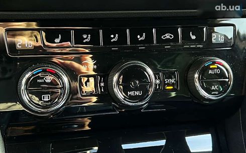 Skoda Superb 2018 - фото 16