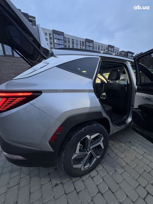 Hyundai Tucson 2021 серебристый - фото 18
