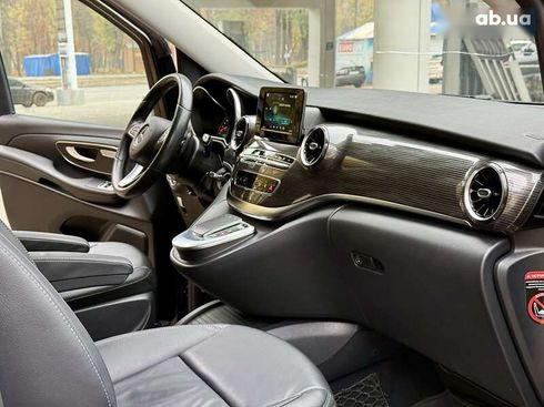 Mercedes-Benz V-Класс 2020 - фото 25
