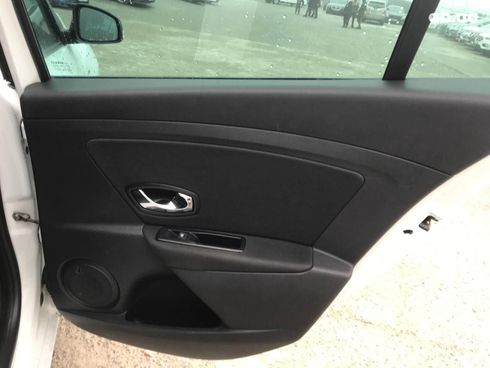 Renault Megane 2015 белый - фото 60