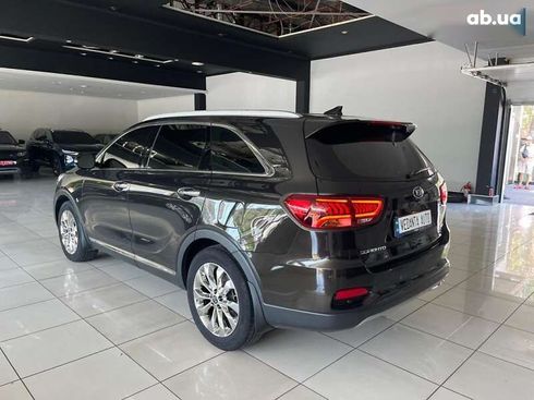 Kia Sorento 2018 - фото 8