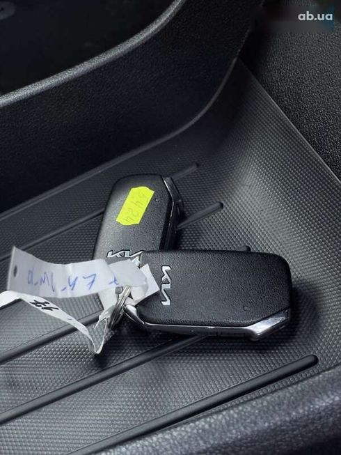 Kia Niro 2021 - фото 11