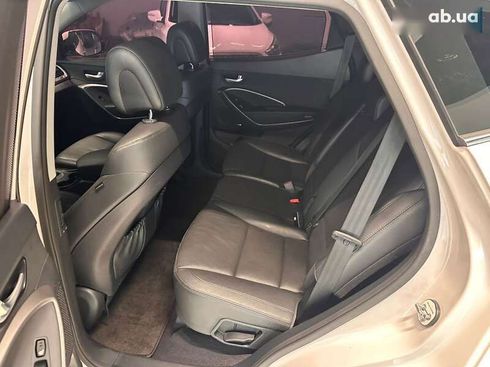 Hyundai Santa Fe 2015 - фото 16