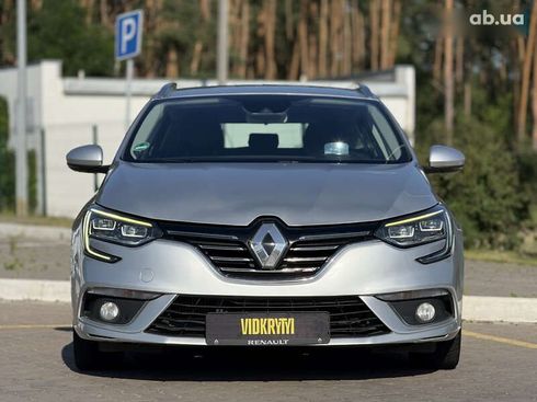 Renault Megane 2017 - фото 5