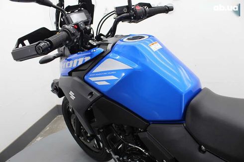 Suzuki V-Storm 2017 - фото 14