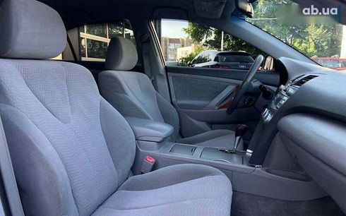Toyota Camry 2011 - фото 19