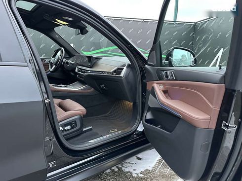 BMW X7 2023 - фото 28