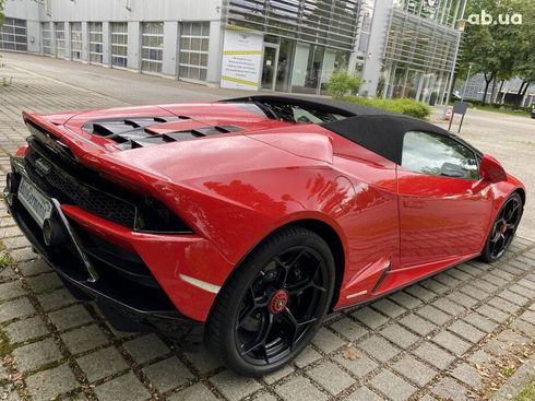 Lamborghini Huracan 2021 красный - фото 20