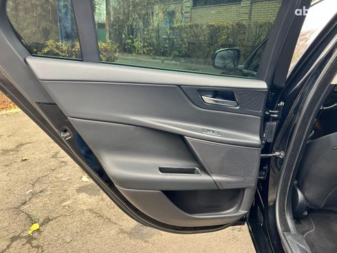 Jaguar XE 2019 черный - фото 24