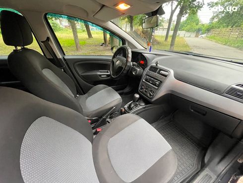 Fiat grande punto 2011 серый - фото 25