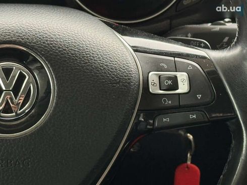 Volkswagen Passat 2017 - фото 30
