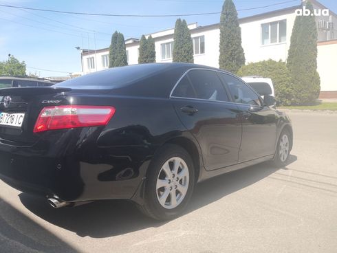 Toyota Camry 2010 черный - фото 7