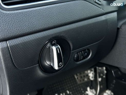 Volkswagen Jetta 2012 - фото 11