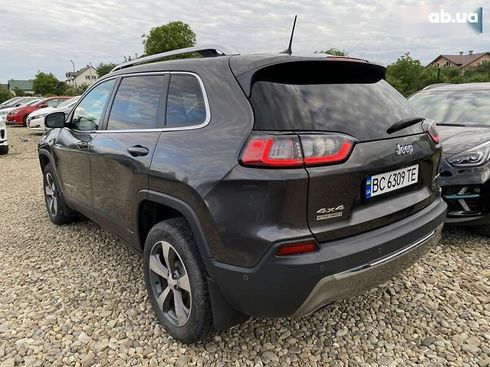 Jeep Cherokee 2018 - фото 3