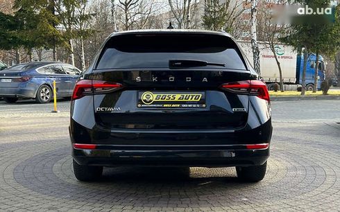 Skoda Octavia 2022 - фото 6