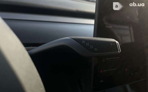 Tesla Model 3 2021 - фото 17