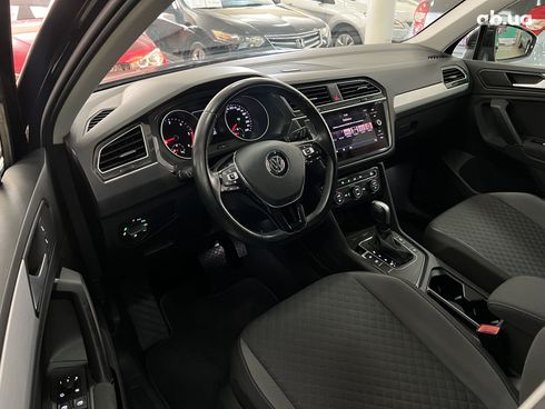 Volkswagen Tiguan Allspace 2020 черный - фото 15