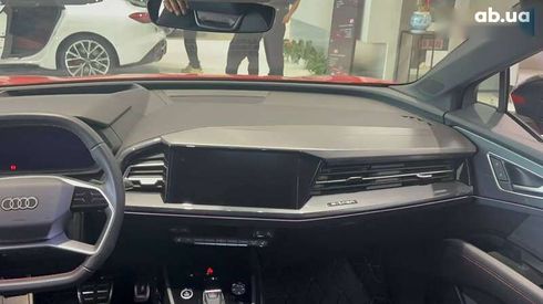 Audi Q5 e-tron 2022 - фото 10