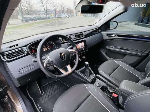 Renault Arkana 2020 - фото 16