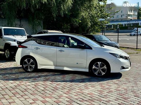 Nissan Leaf 2018 - фото 8