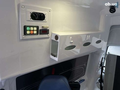 Volkswagen Transporter 2017 - фото 8