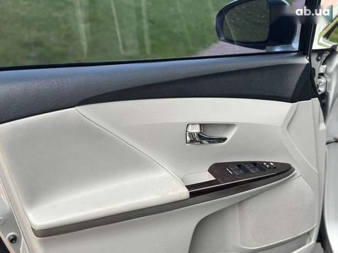 Toyota Venza 2010 - фото 24
