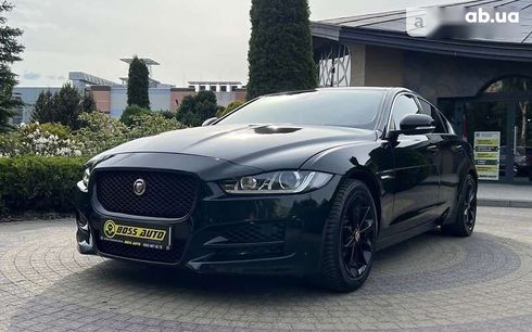 Jaguar XE 2017 - фото 3