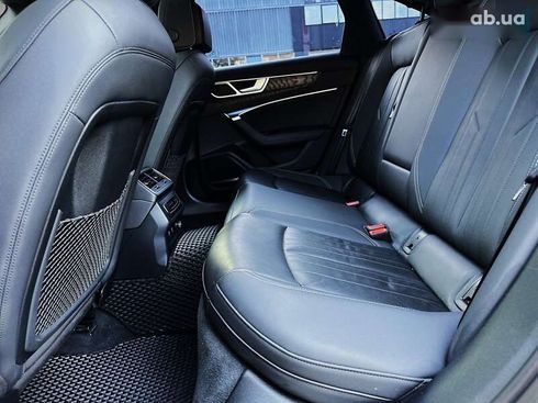 Audi A6 2020 - фото 27