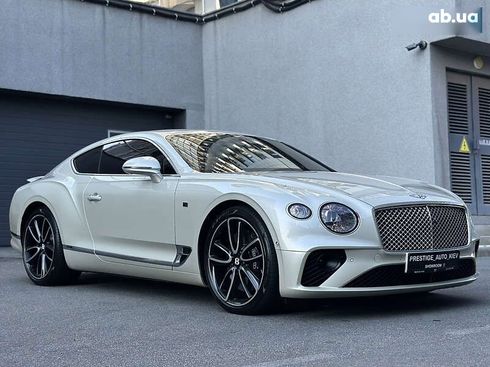Bentley Continental GT 2018 - фото 15