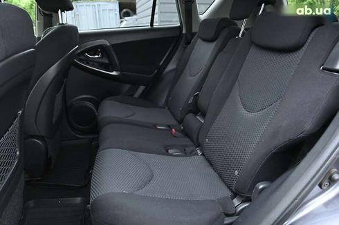 Toyota RAV4 2012 - фото 26
