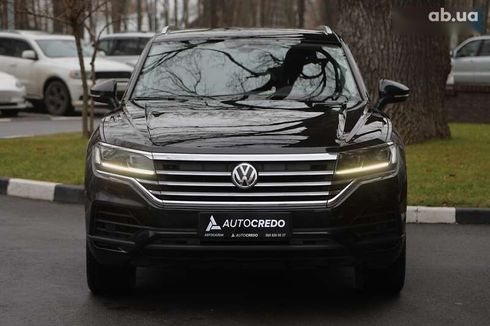 Volkswagen Touareg 2018 - фото 2